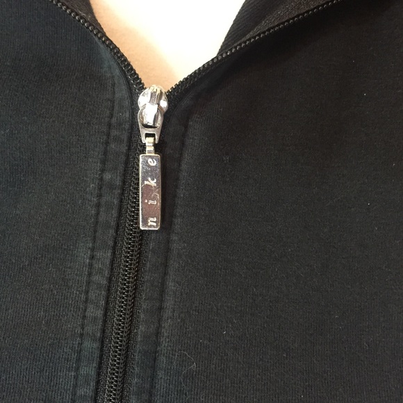 Nike zip up jacket🖤 - Picture 4 of 5